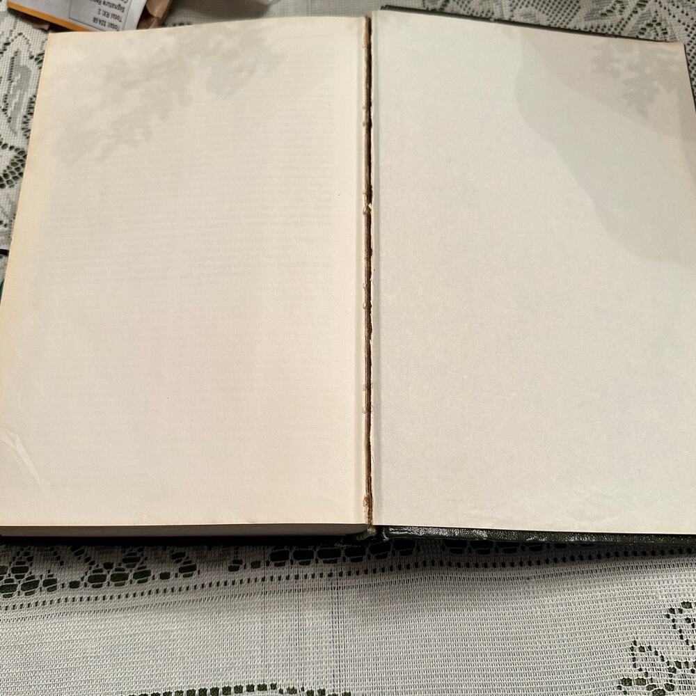 The Living Bible Paraphrased TYNDALE VTG Hardcover Green Faux Leather 1973 *Read - Picture 9 of 14
